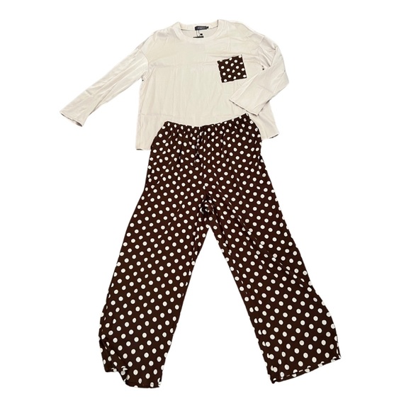 Bloggerlove Women’s Long Sleeve Cream & Brown Polkadot Satin Pajama Set - Picture 1 of 12